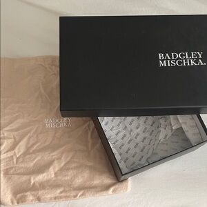 Badgley Mischka show dust bag and box - Elegant Black